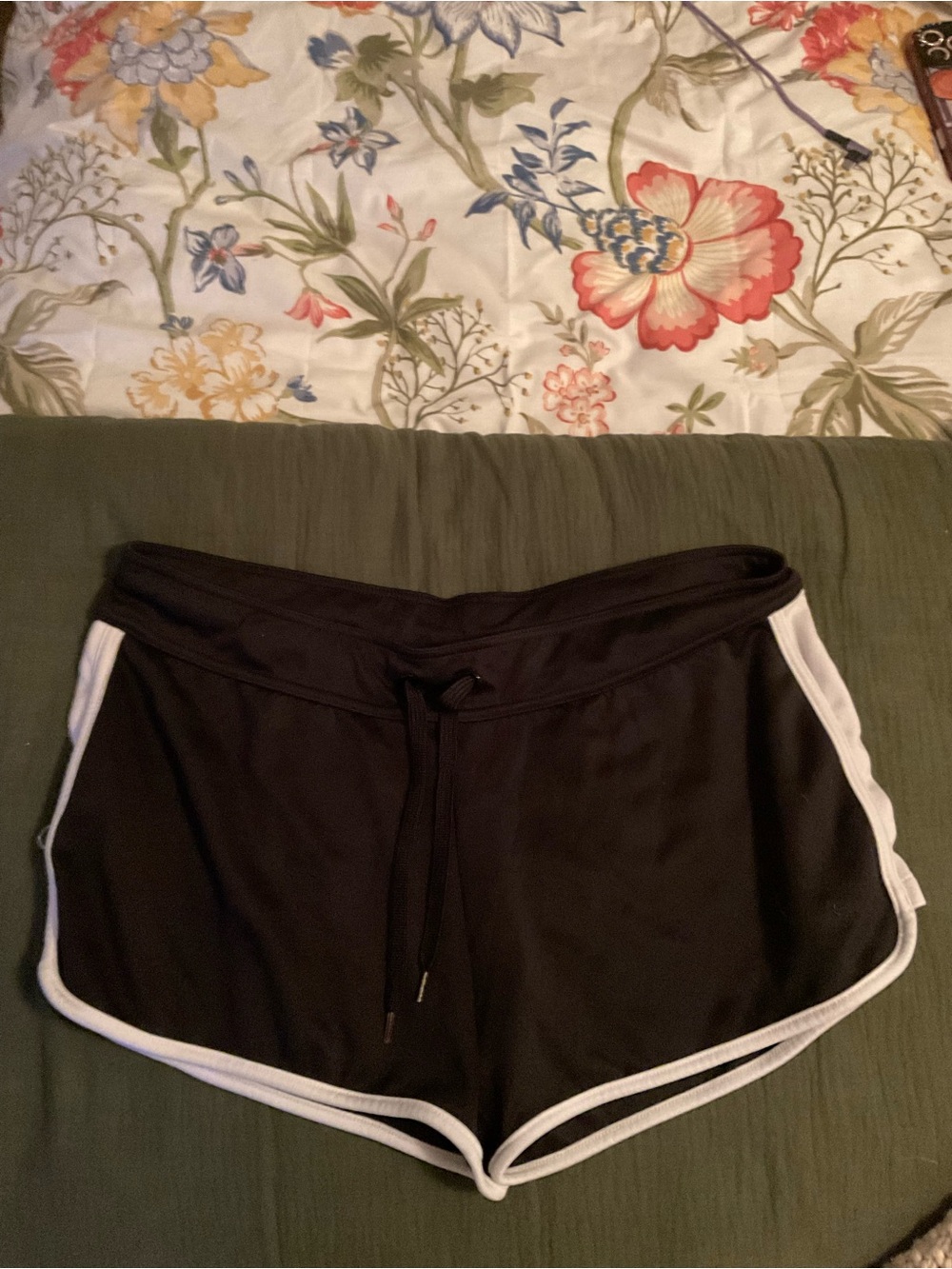 Women’s large Danskin Black Athletic Shorts with White Trim